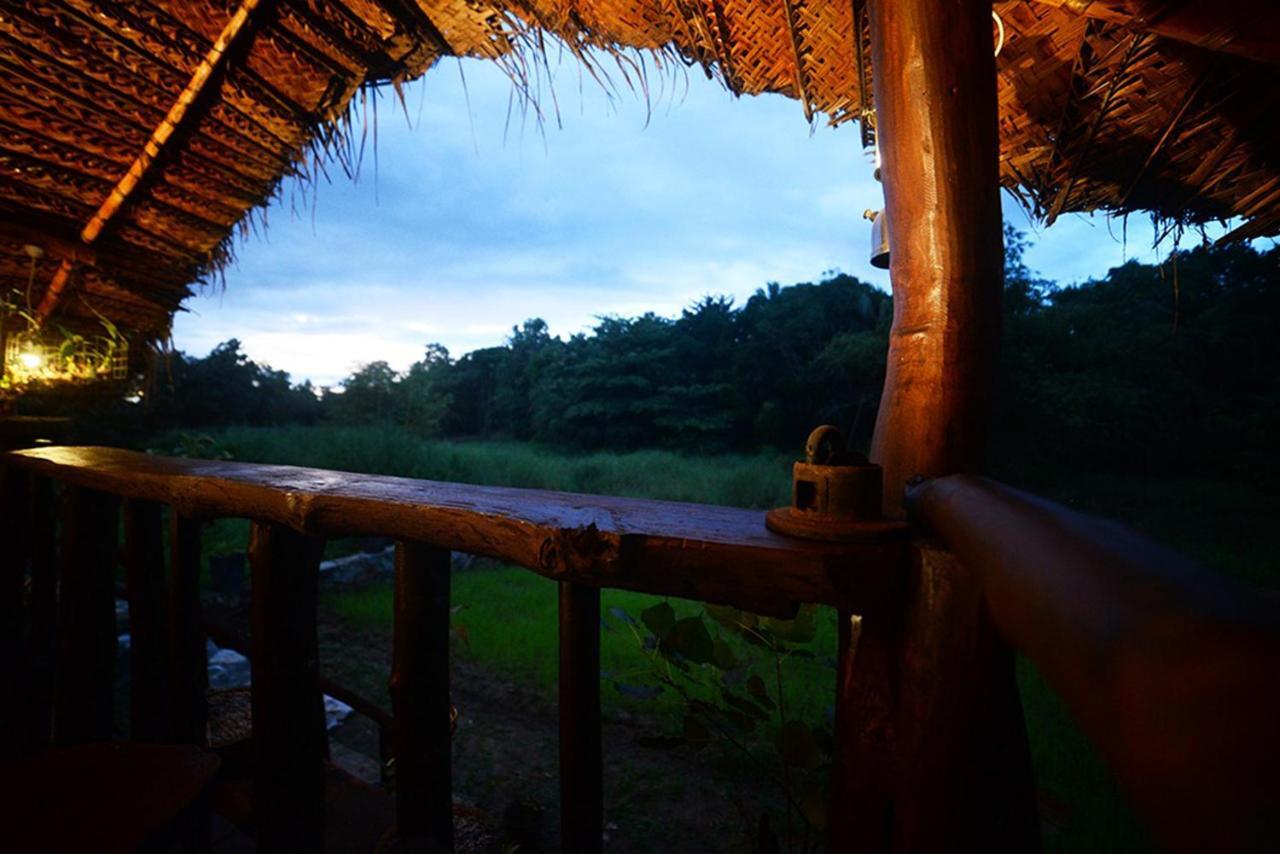 Aliya Riverside & Safari Resort Удавалаве Экстерьер фото
